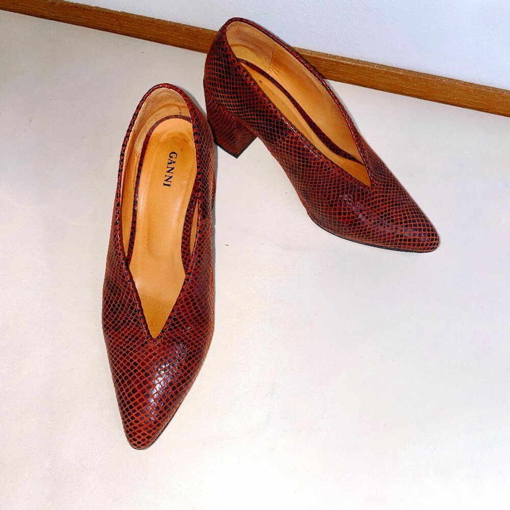 Ganni Doris Leather Heel | Smoked Paprika Block Pump | Red Orange Embossed